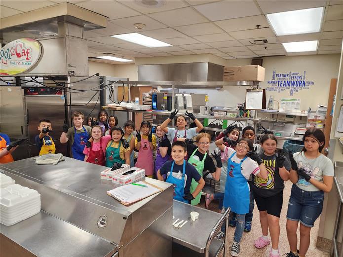  A group photo of students in Andersen Elementary School's Rocket Fuel Club.