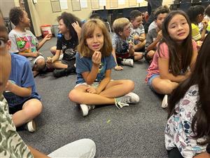 students trying food 