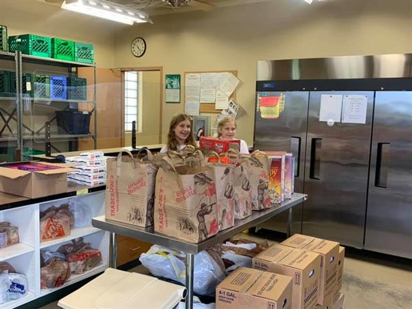 Holiday Food Donations and Volunteers