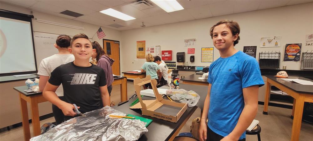 Students Making Solar Ovens