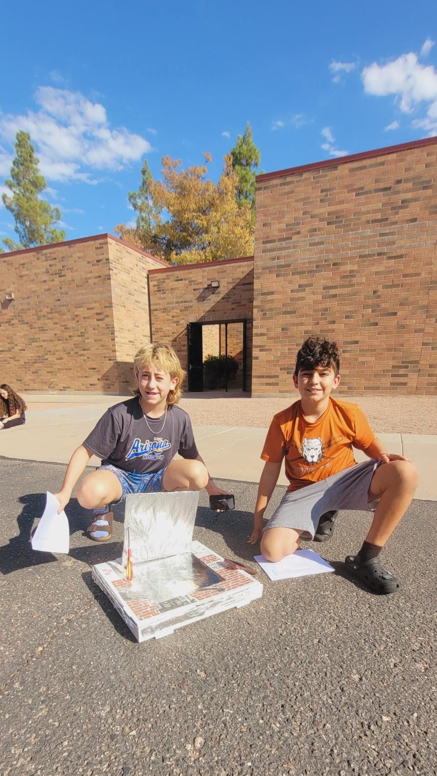 Students Making Solar Ovens